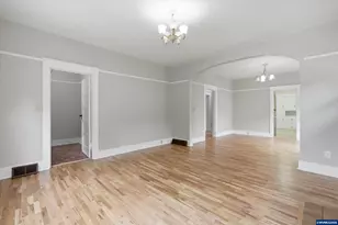 335 Richmond Ave SE, Salem, OR 97301 - Photo 6
