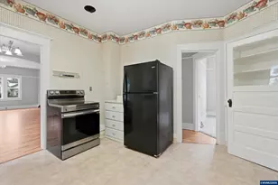 335 Richmond Ave SE, Salem, OR 97301 - Photo 12
