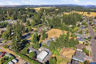 1270 E Jefferson St, Stayton, OR 97383 - Photo 44