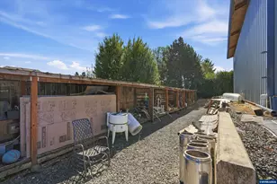 1270 E Jefferson St, Stayton, OR 97383 - Photo 40