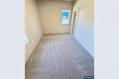 180 Hiatt St, Lebanon, OR 97355 - Photo 8