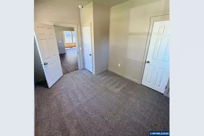 180 Hiatt St, Lebanon, OR 97355 - Photo 10