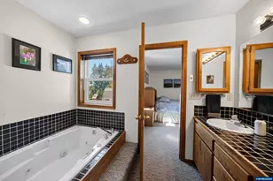 2350 Holly Pl NW, Albany, OR 97321 - Photo 44