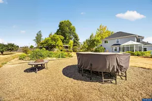 2350 Holly Pl NW, Albany, OR 97321 - Photo 6