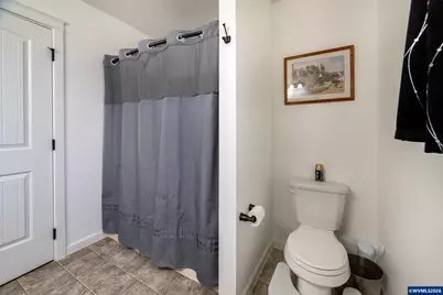 2303 NE Deciduous Av, Albany, OR 97321 - Photo 28