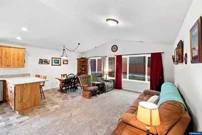 2390 Kokanee Wy, Lebanon, OR 97355 - Photo 16