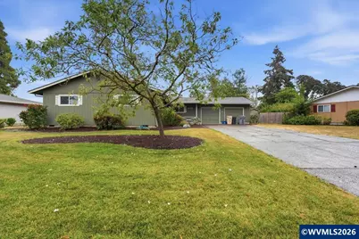 3146 South Shore Dr SE, Albany, OR 97322 - Photo 2