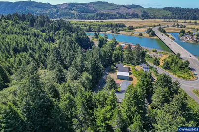 197 S Wells Dr, Lincoln City, OR 97367 - Photo 36