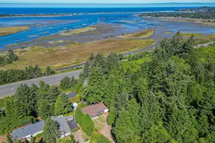 197 S Wells Dr, Lincoln City, OR 97367 - Photo 34