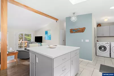 197 S Wells Dr, Lincoln City, OR 97367 - Photo 8