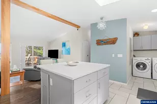 197 S Wells Dr, Lincoln City, OR 97367 - Photo 8