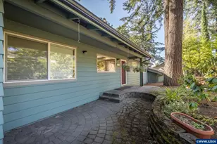 1520 Laurel Heights Dr NW, Albany, OR 97321 - Photo 2