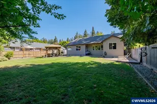 1523 E Jefferson St, Stayton, OR 97383 - Photo 42
