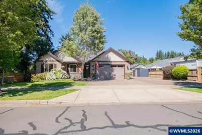 1523 E Jefferson St, Stayton, OR 97383 - Photo 2