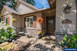 1523 E Jefferson St, Stayton, OR 97383 - Photo 6
