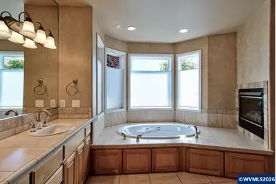 2896 Mapleleaf Ct NW, Salem, OR 97304 - Photo 24