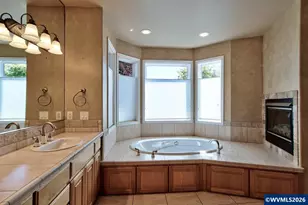 2896 Mapleleaf Ct NW, Salem, OR 97304 - Photo 24