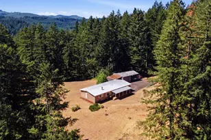 1111 Pioneer Rd, Dallas, OR 97338 - Photo 2