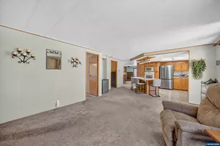 1111 Pioneer Rd, Dallas, OR 97338 - Photo 8
