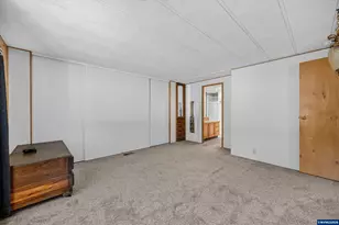 1111 Pioneer Rd, Dallas, OR 97338 - Photo 26