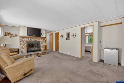 1111 Pioneer Rd, Dallas, OR 97338 - Photo 6