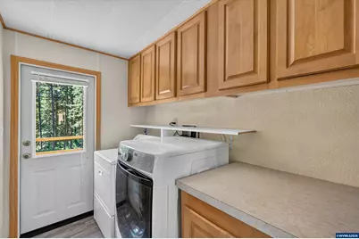 1111 Pioneer Rd, Dallas, OR 97338 - Photo 36