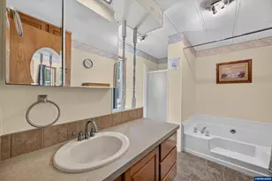 1111 Pioneer Rd, Dallas, OR 97338 - Photo 28