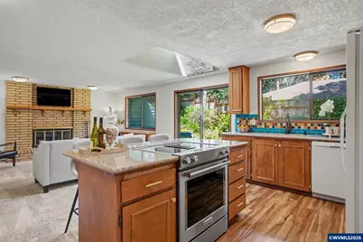 3807 NW Jameson Dr, Corvallis, OR 97330 - Photo 12