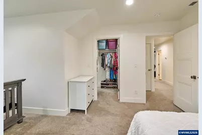 833 Hawk Dr, Silverton, OR 97381 - Photo 26