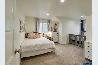 833 Hawk Dr, Silverton, OR 97381 - Photo 24