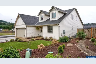 833 Hawk Dr, Silverton, OR 97381 - Photo 2