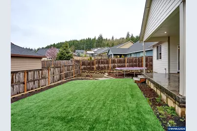833 Hawk Dr, Silverton, OR 97381 - Photo 38