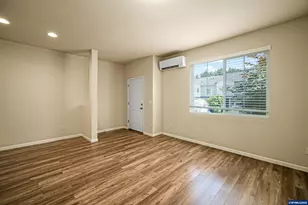5725 Joynak St S, Salem, OR 97306 - Photo 4
