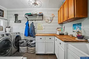 4663 Hazelgreen Rd NE, Salem, OR 97305 - Photo 18