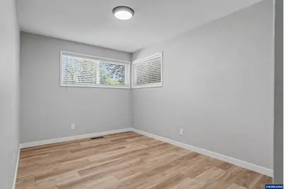 4371 Esther Av SE, Salem, OR 97302 - Photo 24