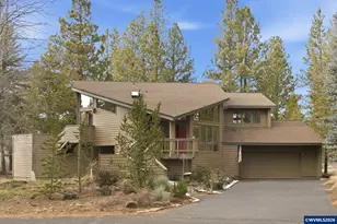 17926 Playoff Ln, Sunriver, OR 97707 - Photo 2
