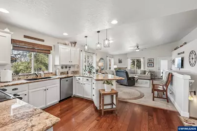 7083 Maplewood Dr SE, Turner, OR 97392 - Photo 14
