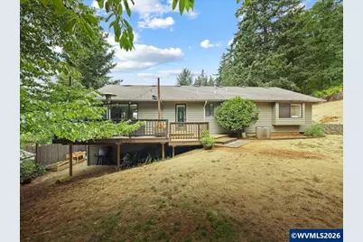 245 Silver Lp, Silverton, OR 97338 - Photo 2