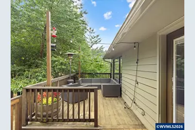 245 Silver Lp, Silverton, OR 97338 - Photo 20