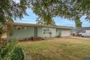 730 W C St, Lebanon, OR 97355 - Photo 22