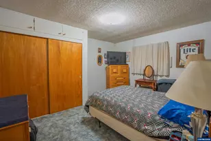 730 W C St, Lebanon, OR 97355 - Photo 6