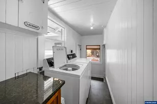 4195 SE 118th Pl, Portland, OR 97266 - Photo 16