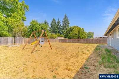 1535 W Oak St, Lebanon, OR 97355 - Photo 32