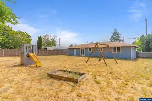 1535 W Oak St, Lebanon, OR 97355 - Photo 30