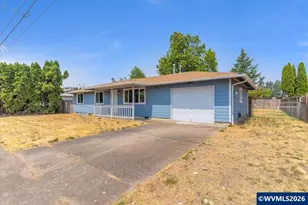 1535 W Oak St, Lebanon, OR 97355 - Photo 2