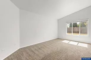 955 Margaret St E, Monmouth, OR 97361 - Photo 18