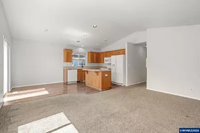955 Margaret St E, Monmouth, OR 97361 - Photo 20