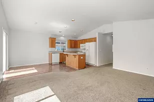 955 Margaret St E, Monmouth, OR 97361 - Photo 20