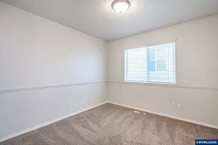 955 Margaret St E, Monmouth, OR 97361 - Photo 10