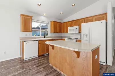 955 Margaret St E, Monmouth, OR 97361 - Photo 22